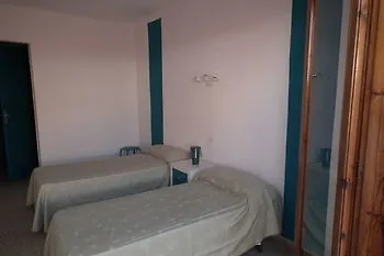 Hostal San Carlos Lloret de Mar 2*,