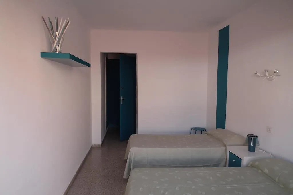 Pensión Hostal San Carlos Lloret de Mar